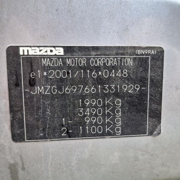 Mazda 6 2.0 121 KW Facelit 1. majitel - fotka 24 z 46