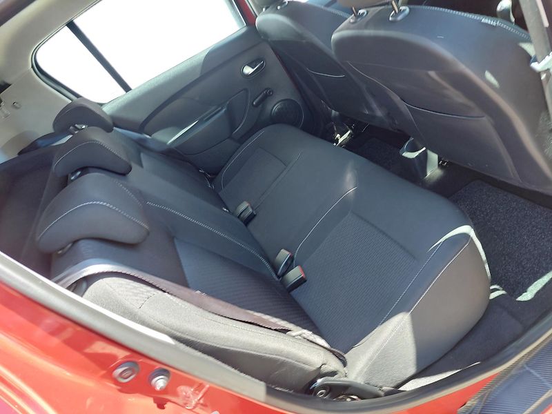 Dacia Sandero (2018) II.Comfort SCe-zadáno! - fotka 21 z 31