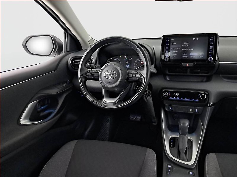 Toyota Yaris (2021) 1.5 VVT-i Hybrid, Automat, ČR - fotka 7 z 17