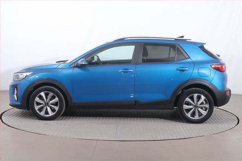 Kia Stonic (2022) 1.0 T-GDI, Automat, Serv.kniha - fotka 3 z 22