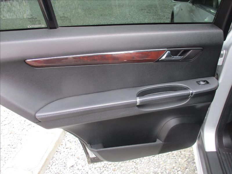 Mercedes-Benz Třídy R 3,0 320CDI, AMG, 4MATIC, DPH, - fotka 16 z 49