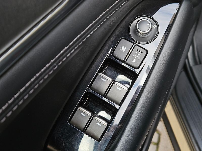 Mazda 6 2.5i, Revolution TOP,1.majitel - fotka 11 z 42