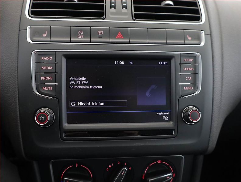 Volkswagen Polo (2016) 1.2 TSI, Automat, ČR,1.maj - fotka 14 z 18