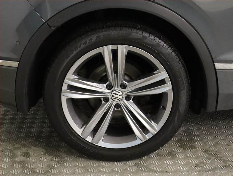 Volkswagen Tiguan (2020) R-Line 1.5 TSI - fotka 15 z 23