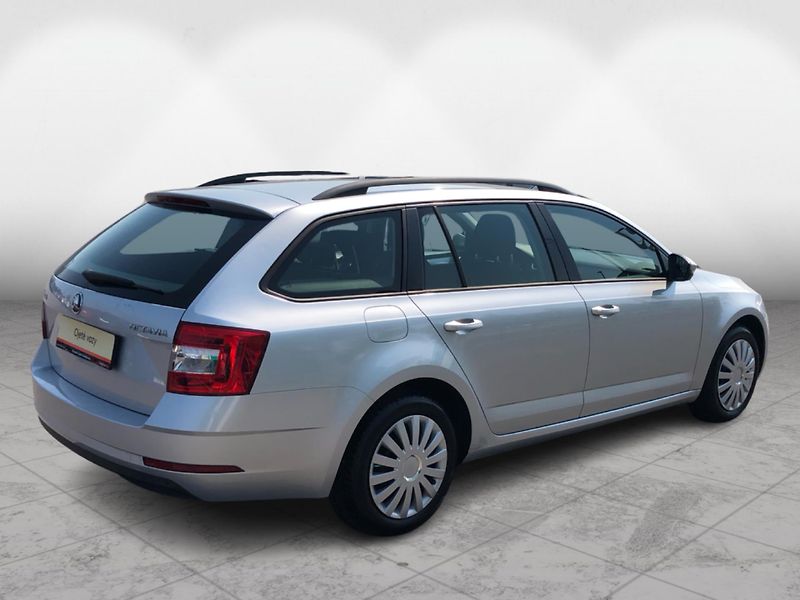 Škoda Octavia III FL Combi Ambition 1.6TDI - fotka 2 z 28