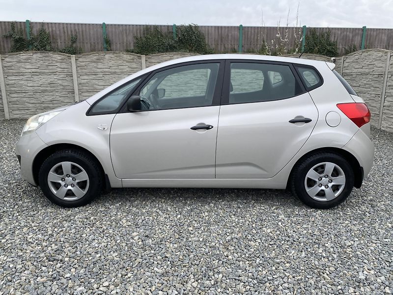 Kia Venga 1.4i 16v 90PS KLIMA SERVIS!!!  - fotka 5 z 144