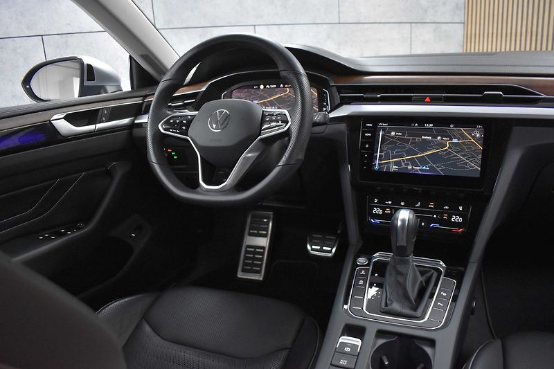 Volkswagen Arteon Shooting Brake TSI 206kW REZERVACE - fotka 9 z 50