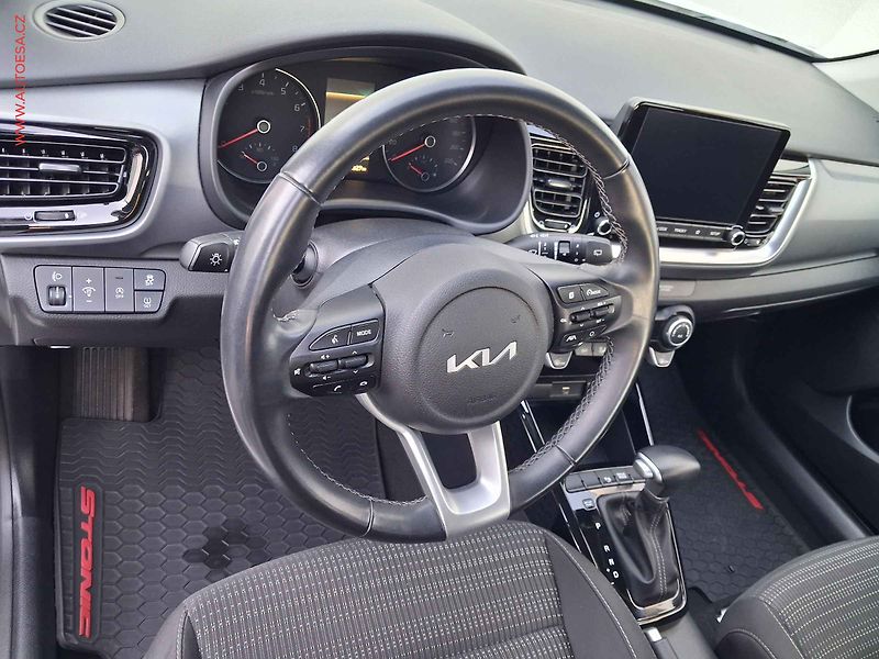 Kia Stonic (2022) 1.0T-GDi, 1.maj,ČR, AT,p - fotka 13 z 18