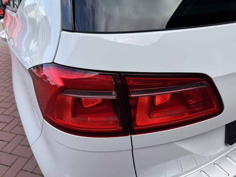 Volkswagen Golf Sportsvan (2016) 1.2TSi Digi Klima Tempomat - fotka 45 z 50