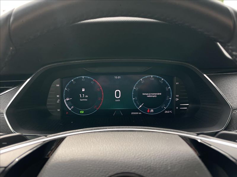 Škoda Octavia 2,0 TDI DSG Style MatrixLED - fotka 9 z 22