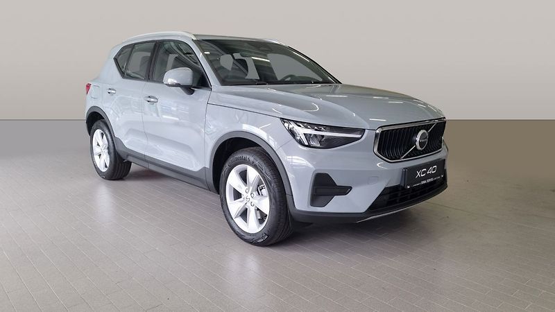 Volvo XC40 (2026) B3 2.0L 163 HP AT7 FWD CORE - fotka 3 z 16