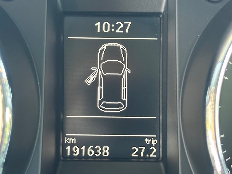 Škoda Yeti (2011) 1.6TDi NAVI, PĚKNÝ STAV - fotka 10 z 14