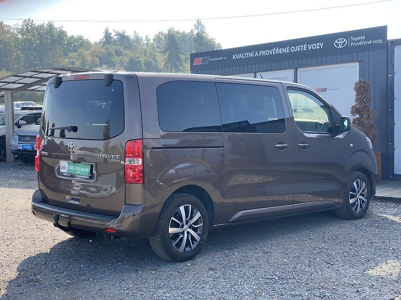 Toyota ProAce Verso 2.0D, ČR, Comfort L1, 5 míst - fotka 7 z 19