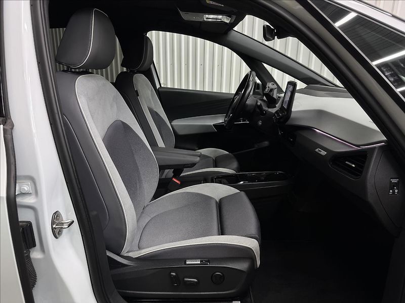 Volkswagen ID.3 150kW MAX 1ST PLUS PRO PERF. - fotka 42 z 46