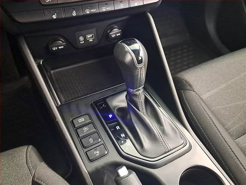 Hyundai Tucson (2018) 1.6 T-GDI, Automat, Navi - fotka 13 z 21