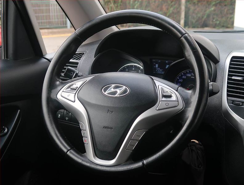 Hyundai ix20 (2011) 1.4 CVVT, po STK, Tažné - fotka 15 z 17