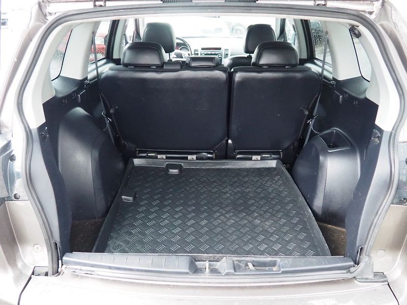 Mitsubishi Outlander (2010) 2.0 DI-D, 123 kW, 4x4 - fotka 13 z 35