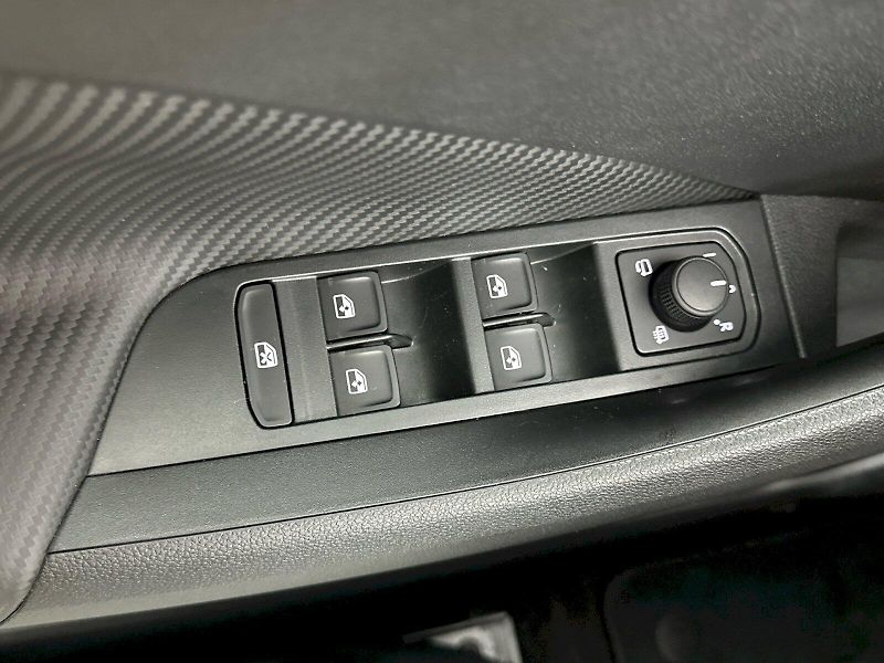 Škoda Scala (2025) DSG 1.5TSI 110kW Monte Carlo - fotka 28 z 34