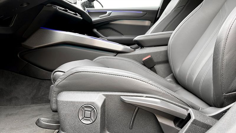 Audi A6 TDI q S-Line Pano NezTop Kůže - fotka 9 z 16