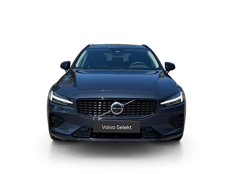 Volvo V60 B4 FWD PLUS DARK // 1. Maj. - fotka 9 z 46