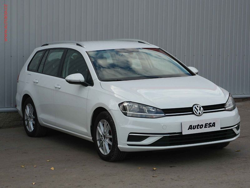Volkswagen Golf (2017) 1.6TDi, ČR, Comfortline - fotka 1 z 21
