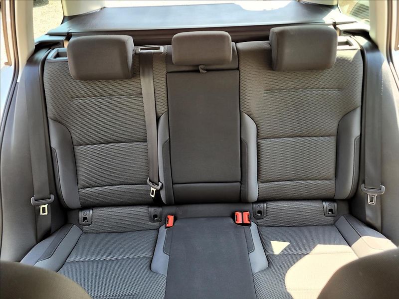 Volkswagen Golf 1,0 TSI,navi,digiklima,acc,alu - fotka 41 z 50
