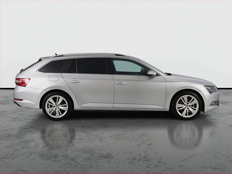 Škoda Superb (2015) Style 2.0 TDI, Serv.kniha - fotka 6 z 23