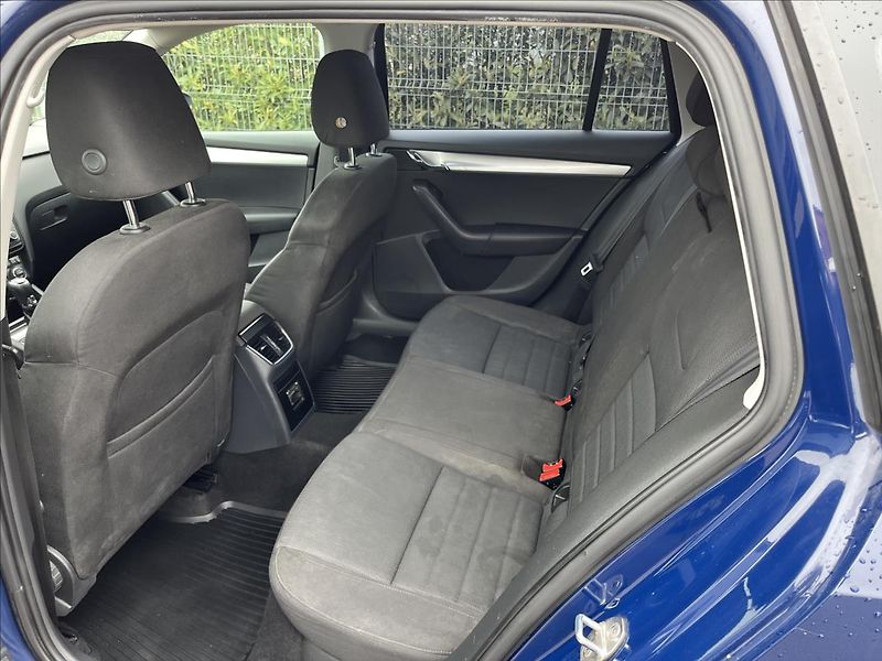 Škoda Octavia 2,0 TDi 110KW KLIMA ROZVODY - fotka 13 z 36