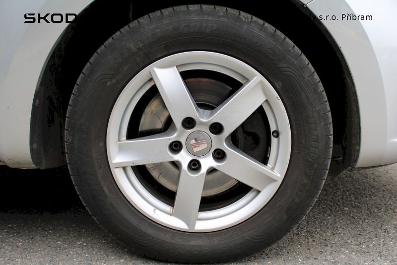Seat Alhambra (2015) Style 2.0 TDI / 103 kW 4x4 6°M - fotka 20 z 20