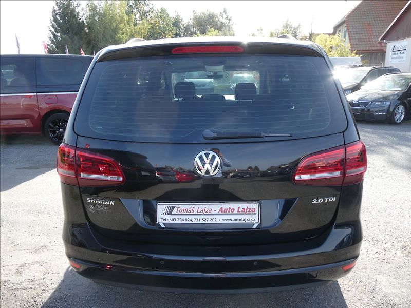 Volkswagen Sharan 2,0 TDi 110kW 7.míst, serviska - fotka 8 z 44