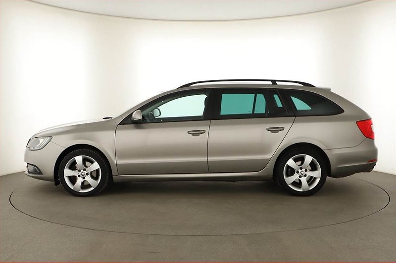 Škoda Superb (2015) 2.0 TDI, Serv.kniha, Bi-Xenony - fotka 3 z 15