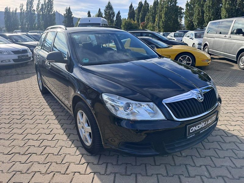Škoda Octavia (2011) 1,4 TSI 90 KW 1. MAJ STK KM - fotka 8 z 46
