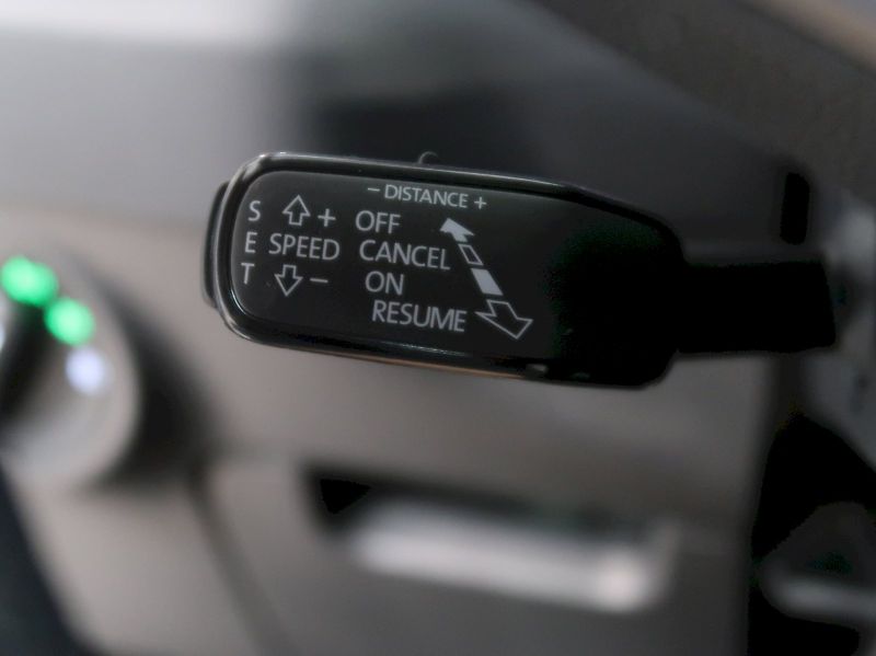 Škoda Karoq (2026) SPORTLINE 2.0TSI 140KW 4x4 DSG - fotka 38 z 46