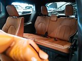 Chrysler Pacifica (2026) 3.6 V6 Pinnacle AWD 2x LCD - náhled 33
