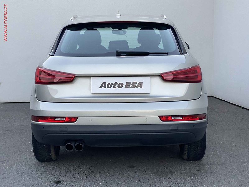 Audi Q3 (2016) 2.0 TSi quattro, AT, LED - fotka 5 z 19