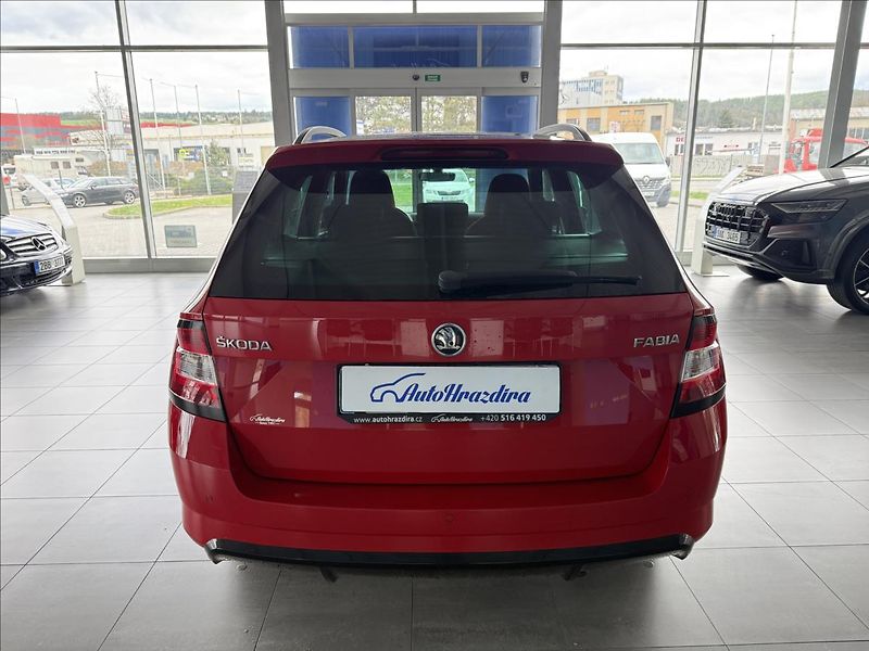 Škoda Fabia 1,2   TSI 81kW,MONTE CARLO,1.M - fotka 5 z 26