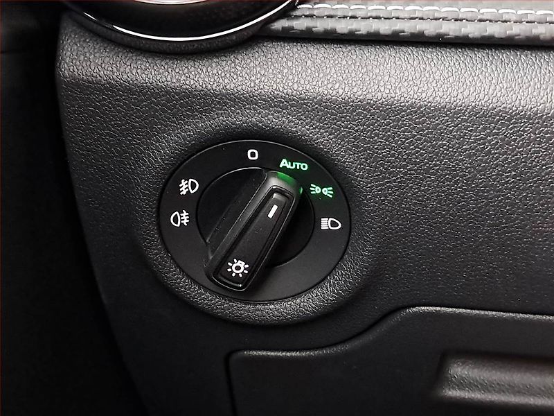 Škoda Fabia (2024) 1.0 TSI, MONTE CARLO, AUTOMAT - fotka 22 z 24