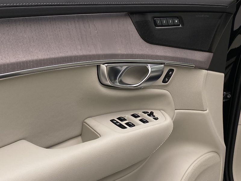 Volvo XC90 (2026) T8 AWD Plug-in BRIGHT PLUS 7m - fotka 23 z 68