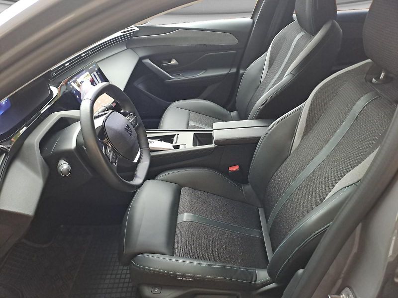Peugeot 308 (2024) SW ALLURE 1.2 PureTech 130 AT8 - fotka 9 z 15