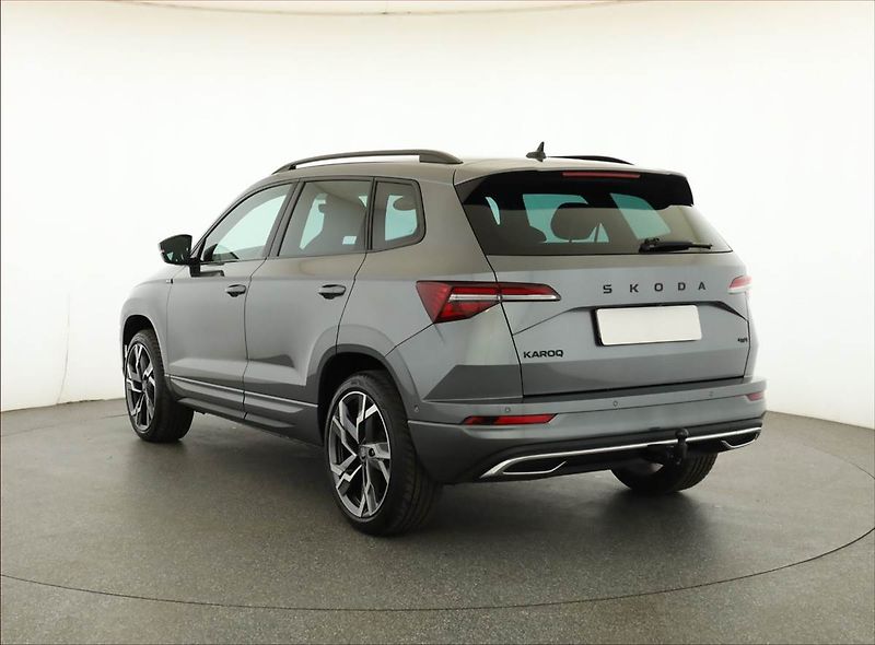 Škoda Karoq (2025) 2.0 TDI, 4X4, Navigace - fotka 4 z 21