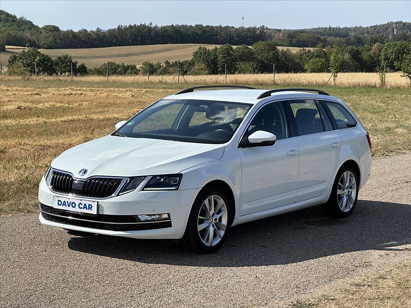 Škoda Octavia 1.6 TDI CZ Style+ LED Navi - fotka 3 z 36