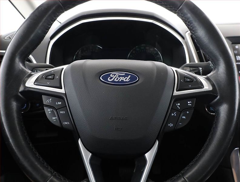 Ford S-MAX (2016) 2.0 TDCi, Automat, Serv.kniha - fotka 8 z 19