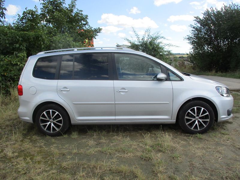 Volkswagen Touran TDi*77kW*159TKM*NAVI*L+Z PNEU - fotka 7 z 39
