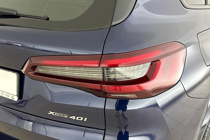 BMW X5 xDrive40i - fotka 5 z 29