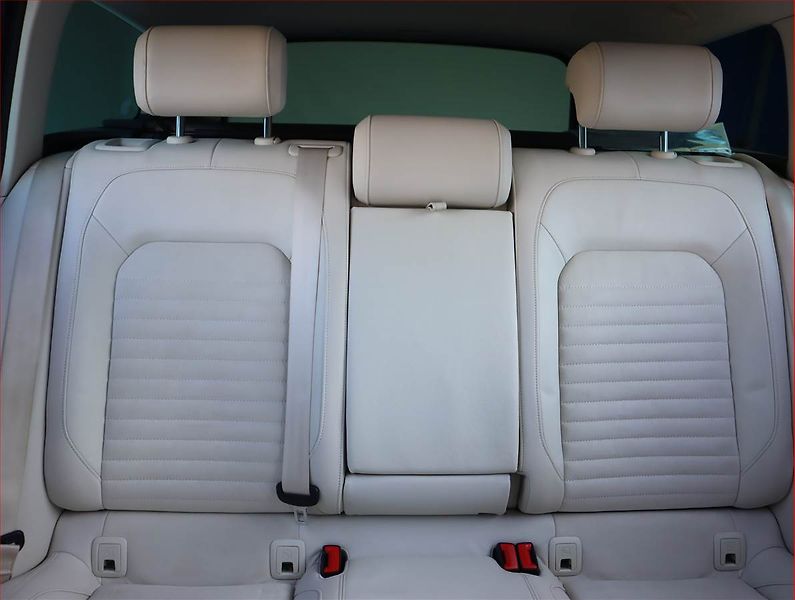 Volkswagen Passat (2016) Highline 2.0 TDI, 4X4 - fotka 10 z 20