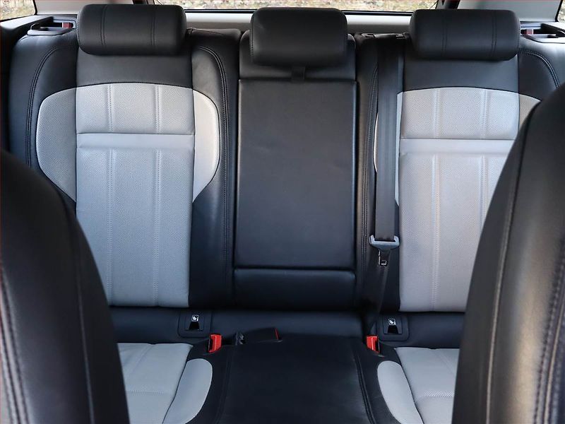 Land Rover Range Rover Evoque (2019) P200 AWD, ČR, R-DYNAMIC, 4x4 - fotka 8 z 18