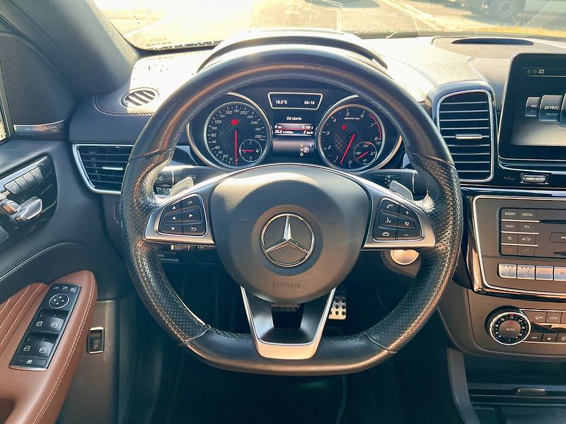 Mercedes-Benz GLE (2018) 43 AMG 4MATIC kupé - fotka 17 z 36