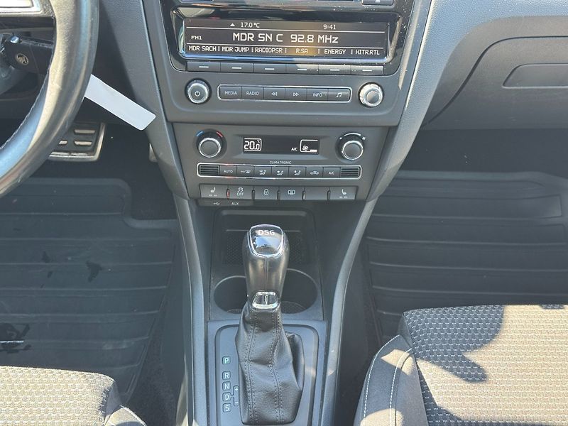 Škoda Rapid (2015) Spaceback Style + 1.4 TSI DSG - fotka 21 z 31