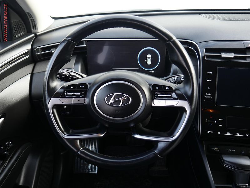 Hyundai Tucson (2021) 1.6CRDi, ČR, AT, kamera - fotka 15 z 18