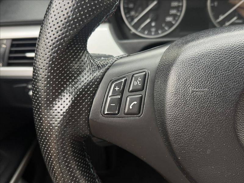 BMW Řada 3 2,0 i POLOKŮŽE AC VELKÝ SERVIS - fotka 10 z 44